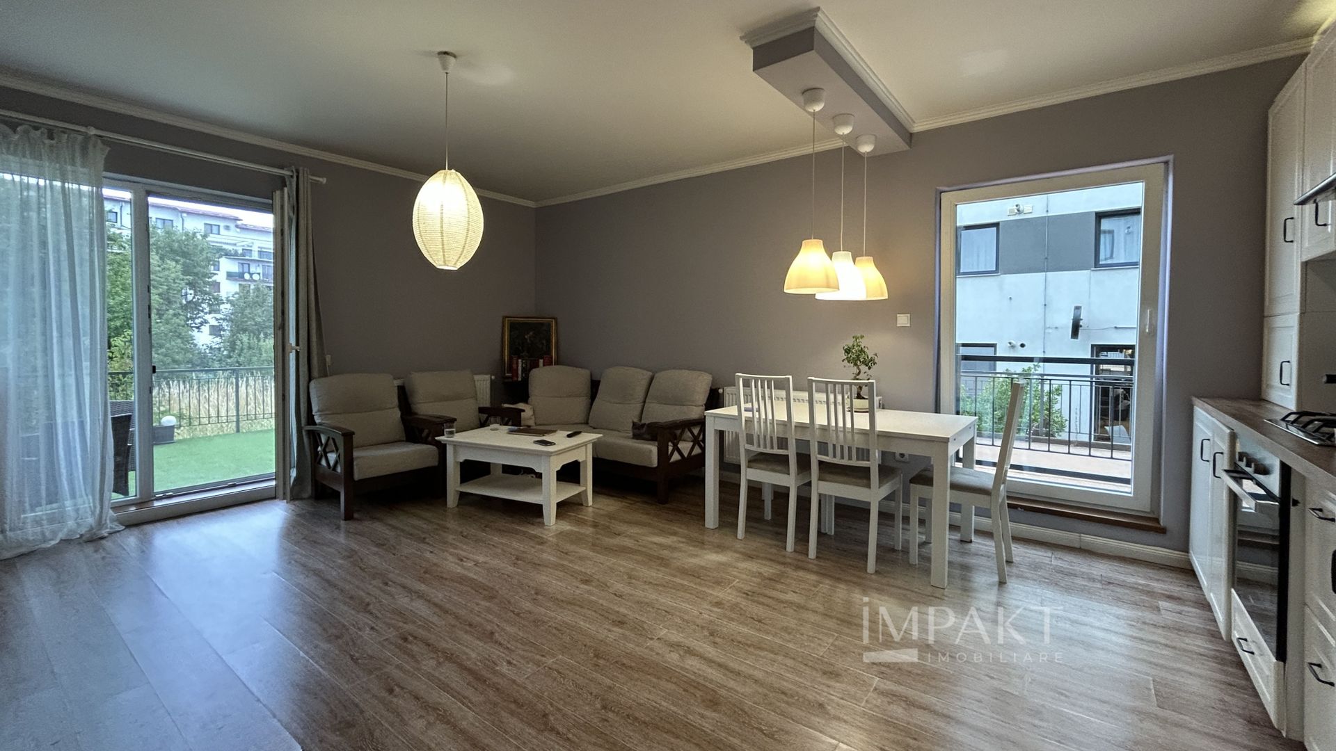 Apartament deosebit cu 3 camere si terasa de 120 mp, Calea Turzii - Poză 3