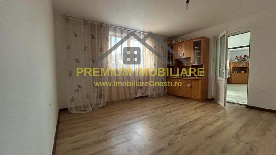 Casă de vânzare la 15 minute de Onești – teren 1000 mp - Poză 4