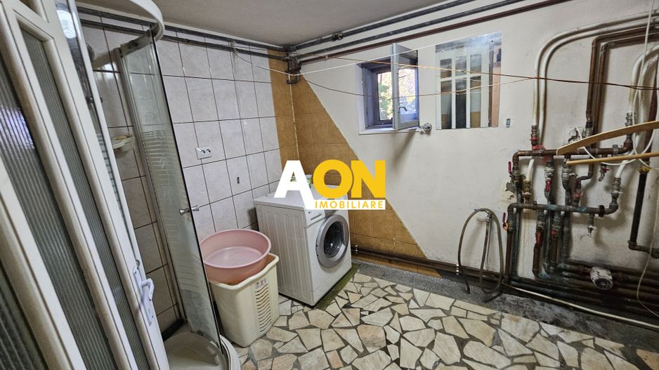 Casa 8 camere, S+P+1, teren 1377 mp, zona Schit - Poză 24