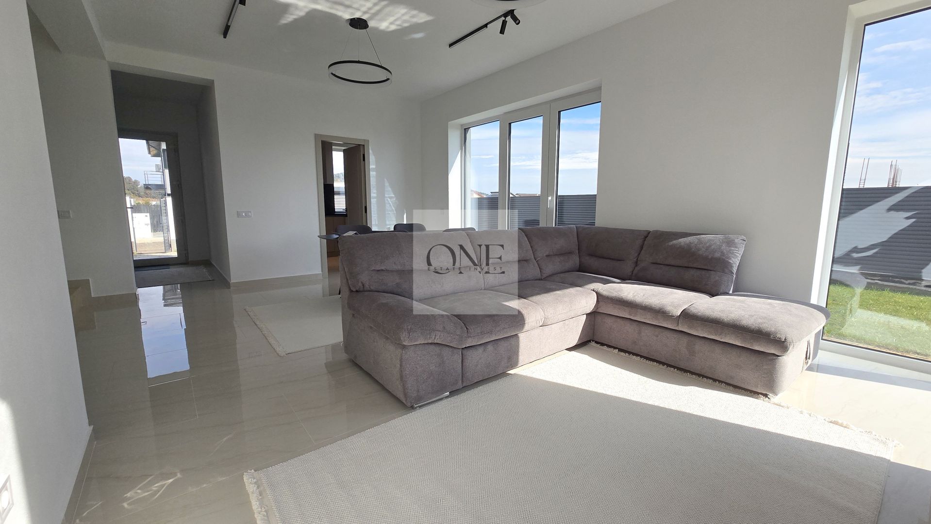 Duplex Modern | Suprafață Generoasă | Sânpetru - Poză 3