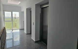 Apartament decomandat 3 camere, disponibil imediat, etaj 2/10 - Poză 15