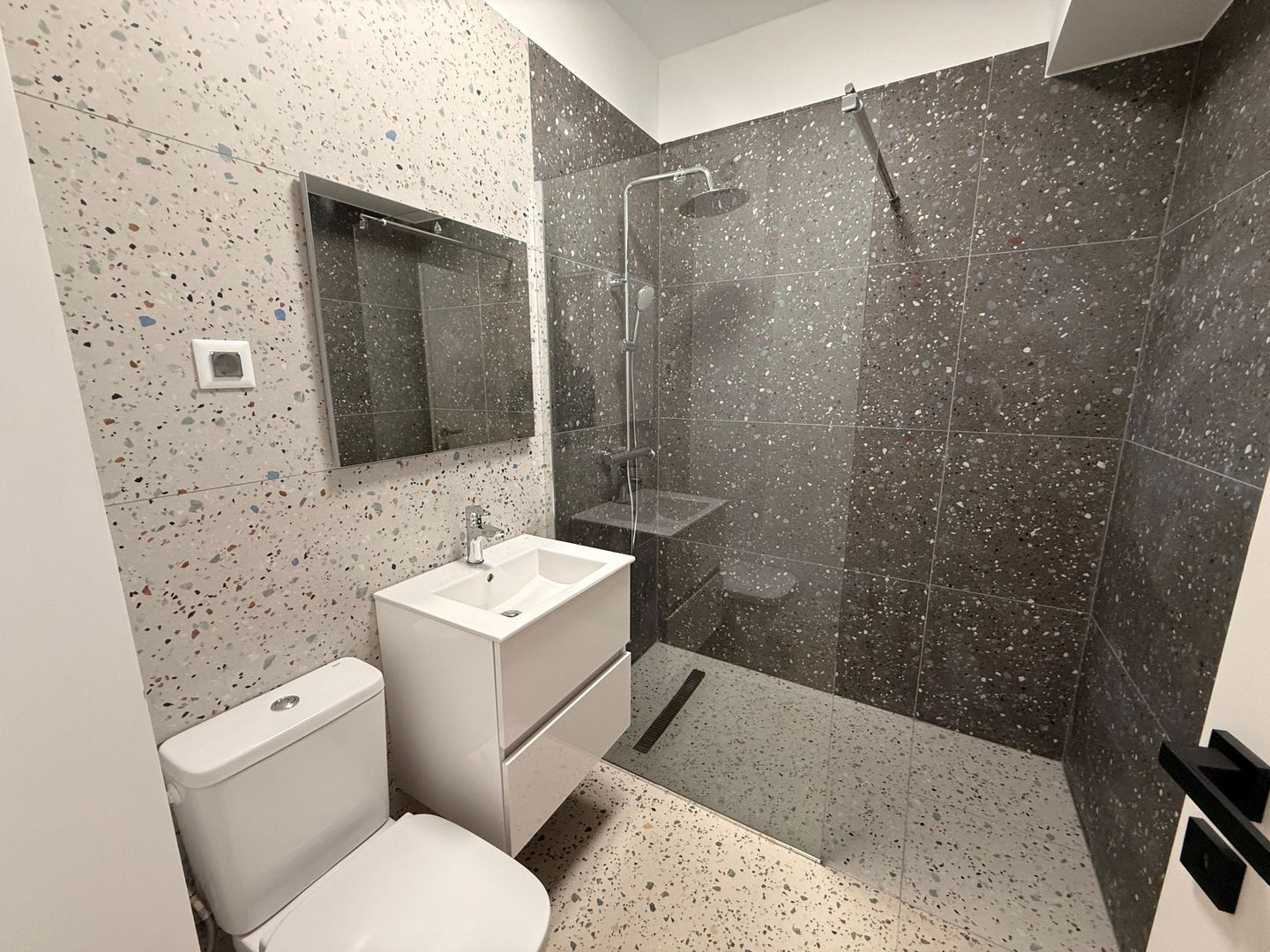 Apartament 2 camere cu 2 balcoane | Prima închiriere - Poză 7