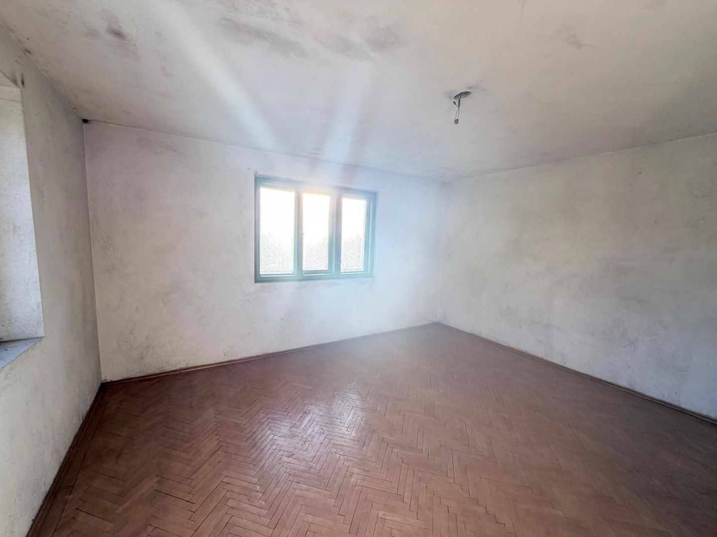 Apartament spațios  la casa- preț atractiv/COVASNA - Poză 8