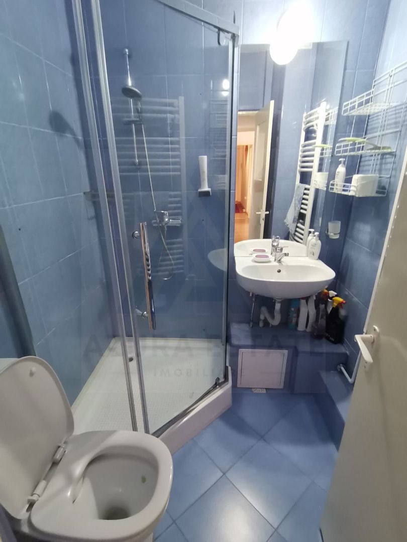 Apartament 4 camere 90 mp utili 2 băi 3 balcoane zona Ultracentrală - Poză 14