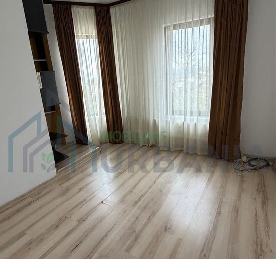 Apartament 3 camere la bloc tip vilă în Miroslava, strada principală - Poză 5