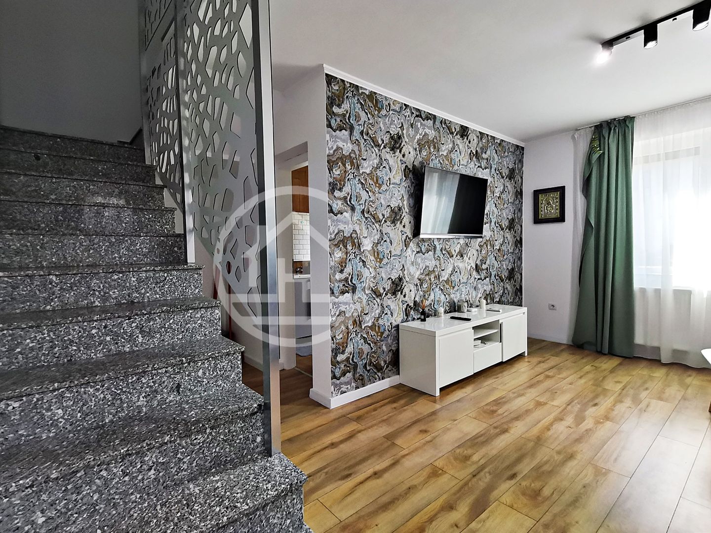 Casa P+1 cu 3 camere de inchiriat in Grigorescu, Oradea - Poză 2