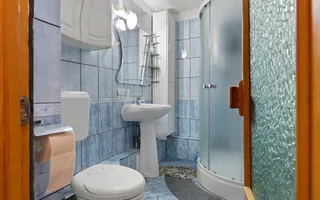 De vânzare Apartament 3 camere Mobilat si utilat., et. 3/4 Alfa, Arad. - Poză 11