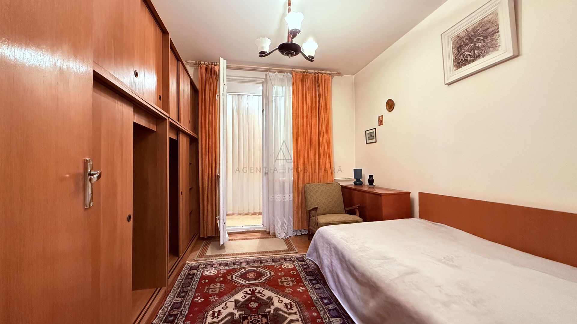 3 Camere | 9 min Metrou Titan - Poză 4