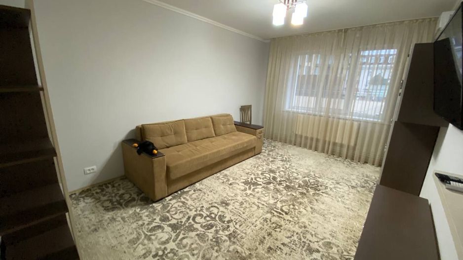 Apartament de închiriat în inima Chișinăului! - Poză 6