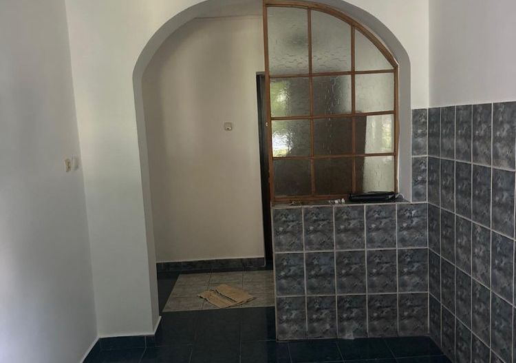 BRASADAS vinde ap 3 cam la PARTER. - Poză 6