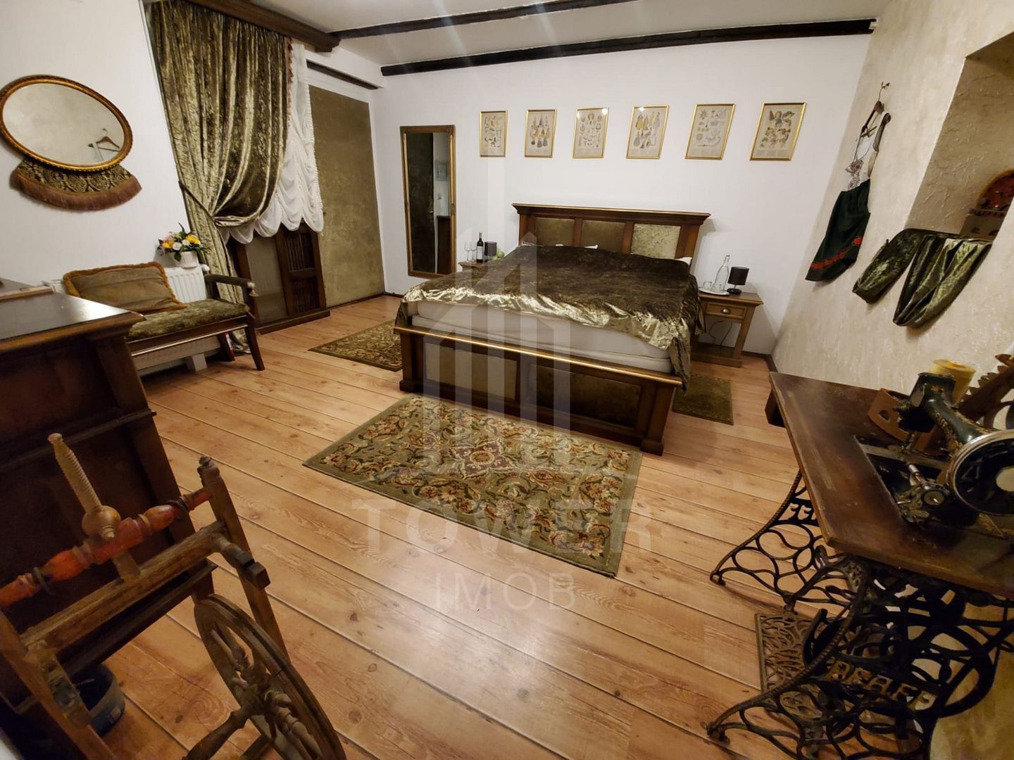 Pensiune de vânzare-9 camere cu baie, restaurant, curte-Apoldu de Sus - Poză 2