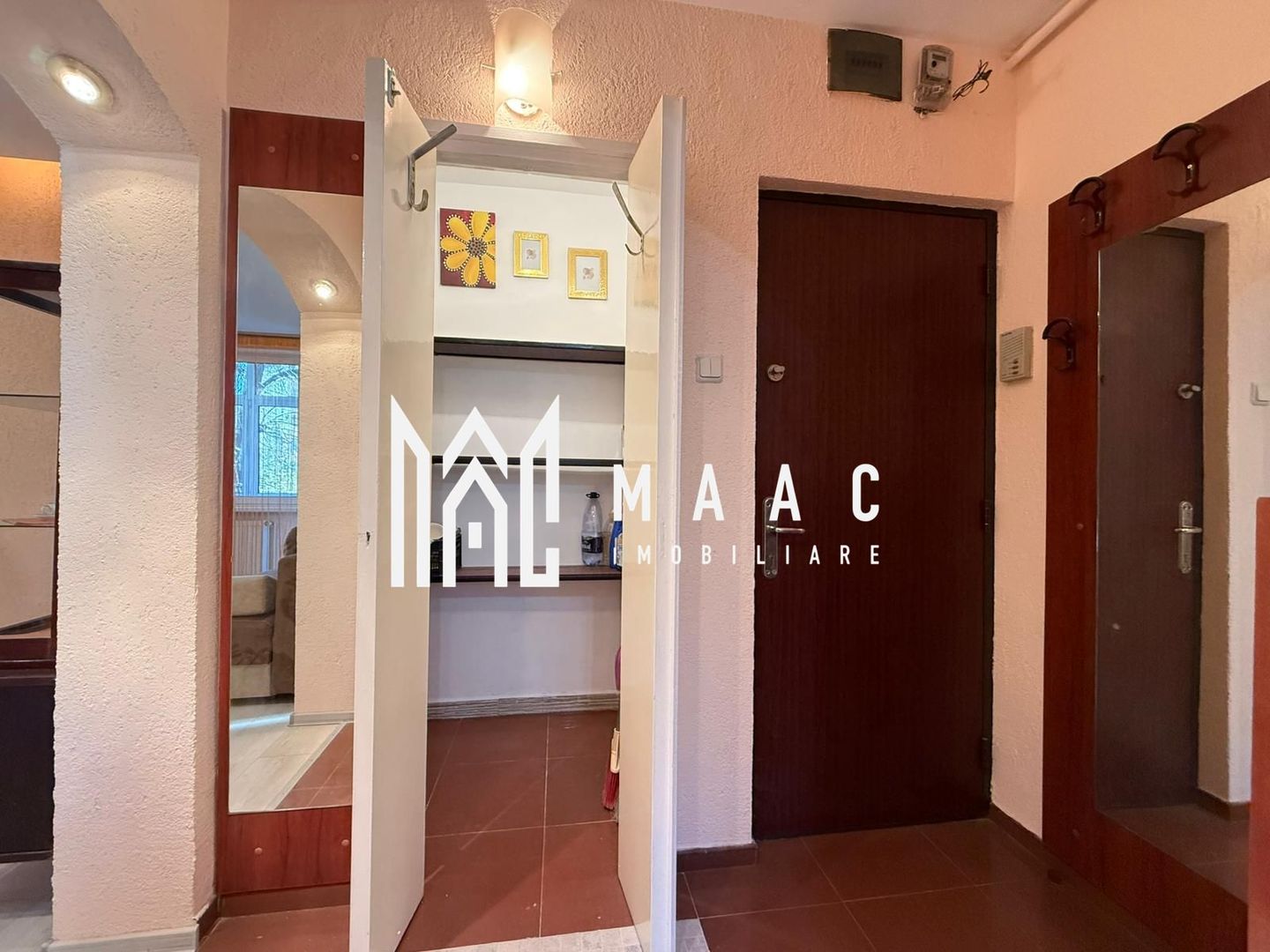 Apartament 2 camere | Etaj 1 | Balcon | Renovat | Central - Poză 6