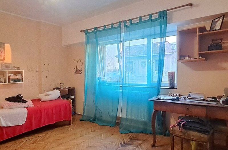 4 camere | 137 mp | Matei Voievod - Poză 11