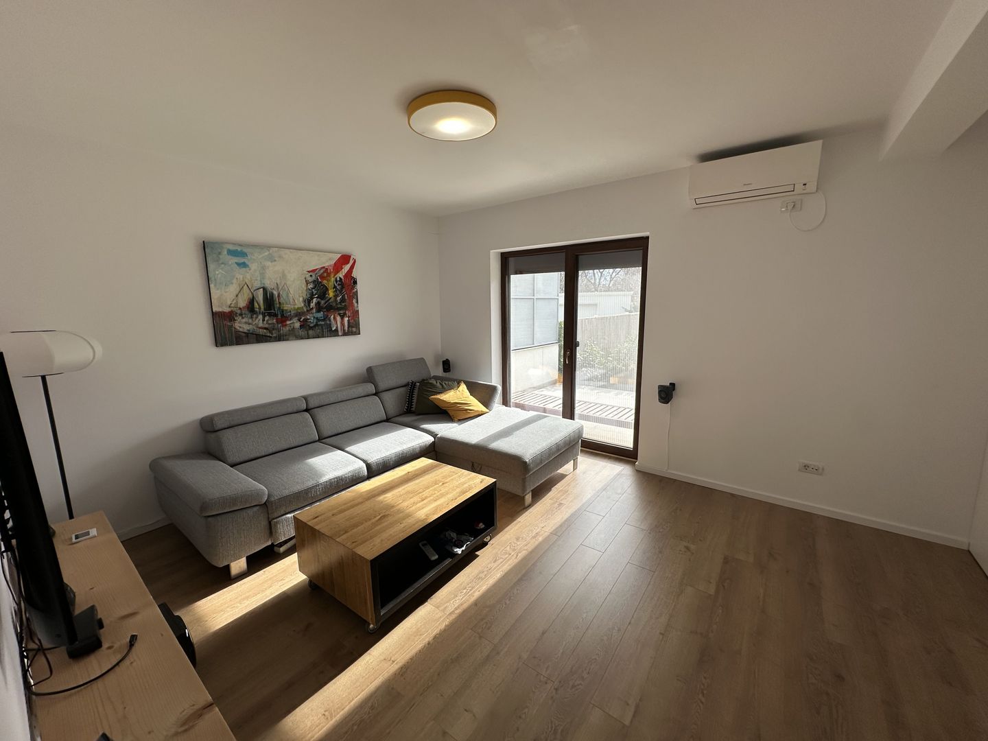 Casa deosebita intr-un cartier privat cu bariera - Poză 16