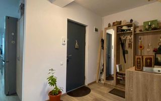 Apartament 3 camere decomandate – grădină proprie, zonă liniștită. - Poză 2