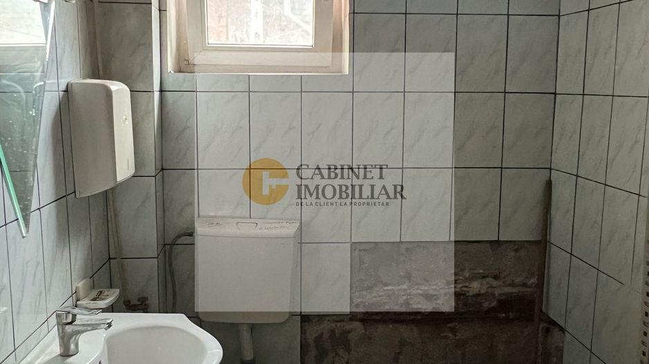 Vilă Modernă în Domenii, Aproape de Biserica Casin - Poză 5