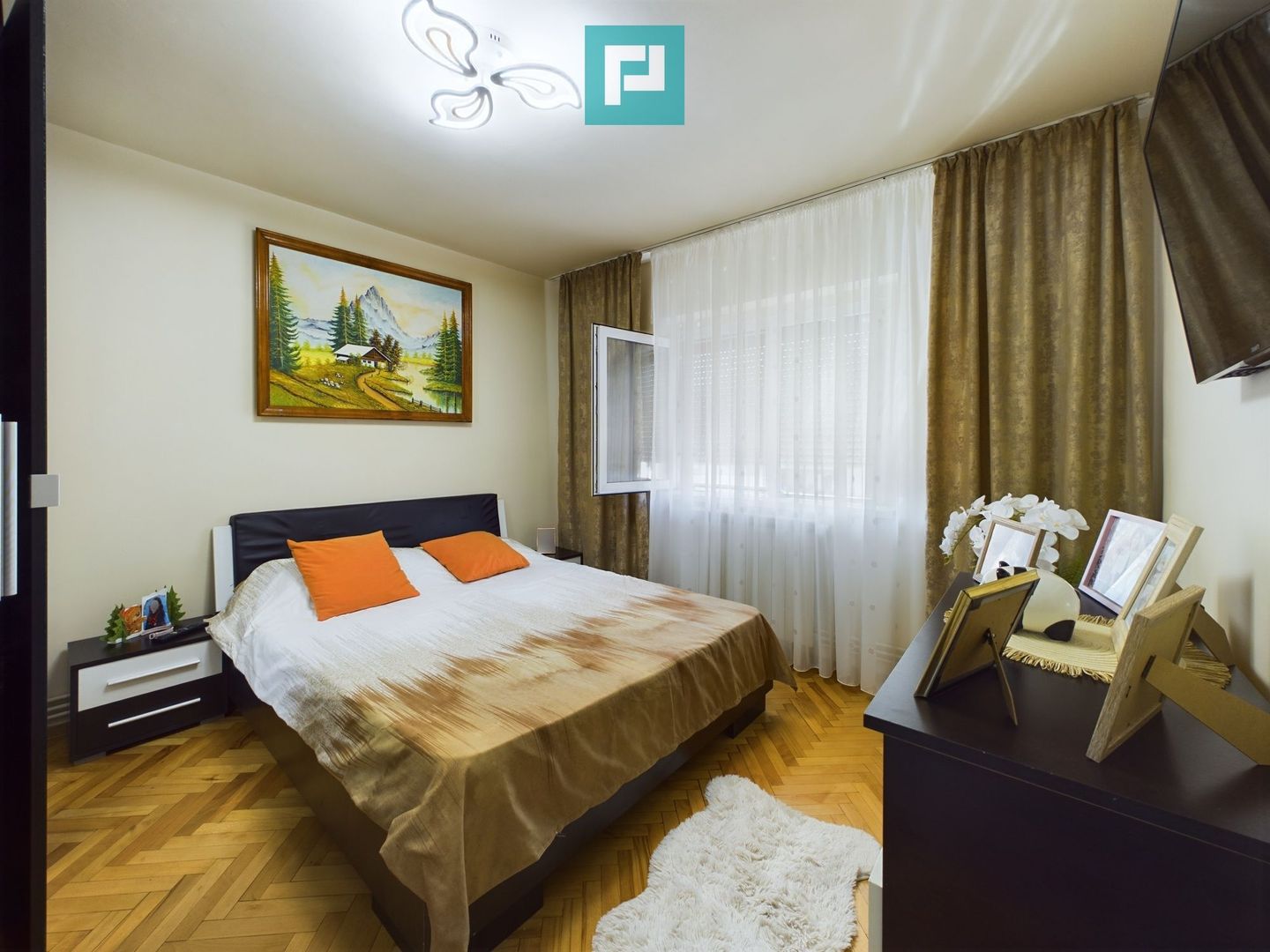 Apartament cu 3 camere în Alfa - Poză 4