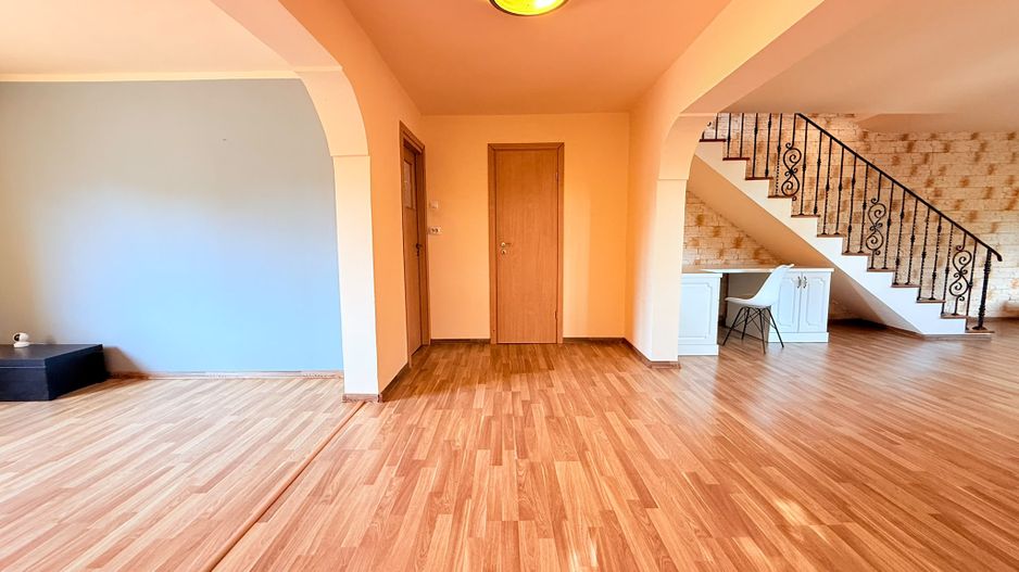 Casă de vânzare | 5 camere P+1 | Teren 553 mp | 2 terase | Clinceni - Poză 5