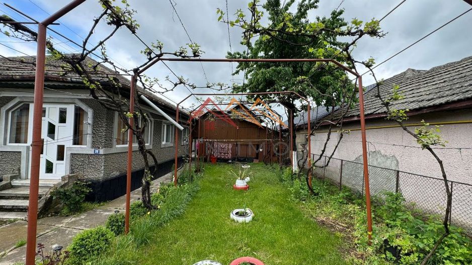 Casa solida 5 camere, teren 736mp, toate utilitatile, CT - Poză 2