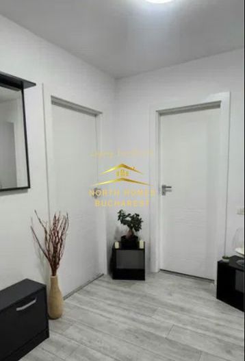 Apartament de tip Penthouse, 2 camere, nou renovat - Pod Constanta - Poză 6