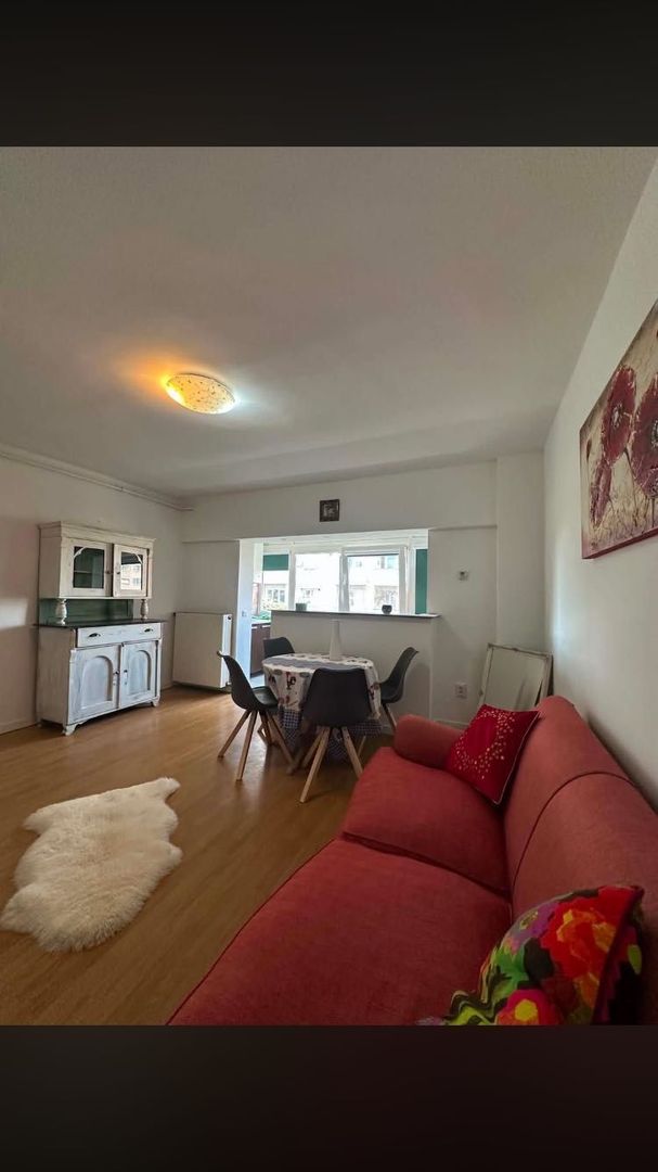 Apartament de vanzare - Poză 1