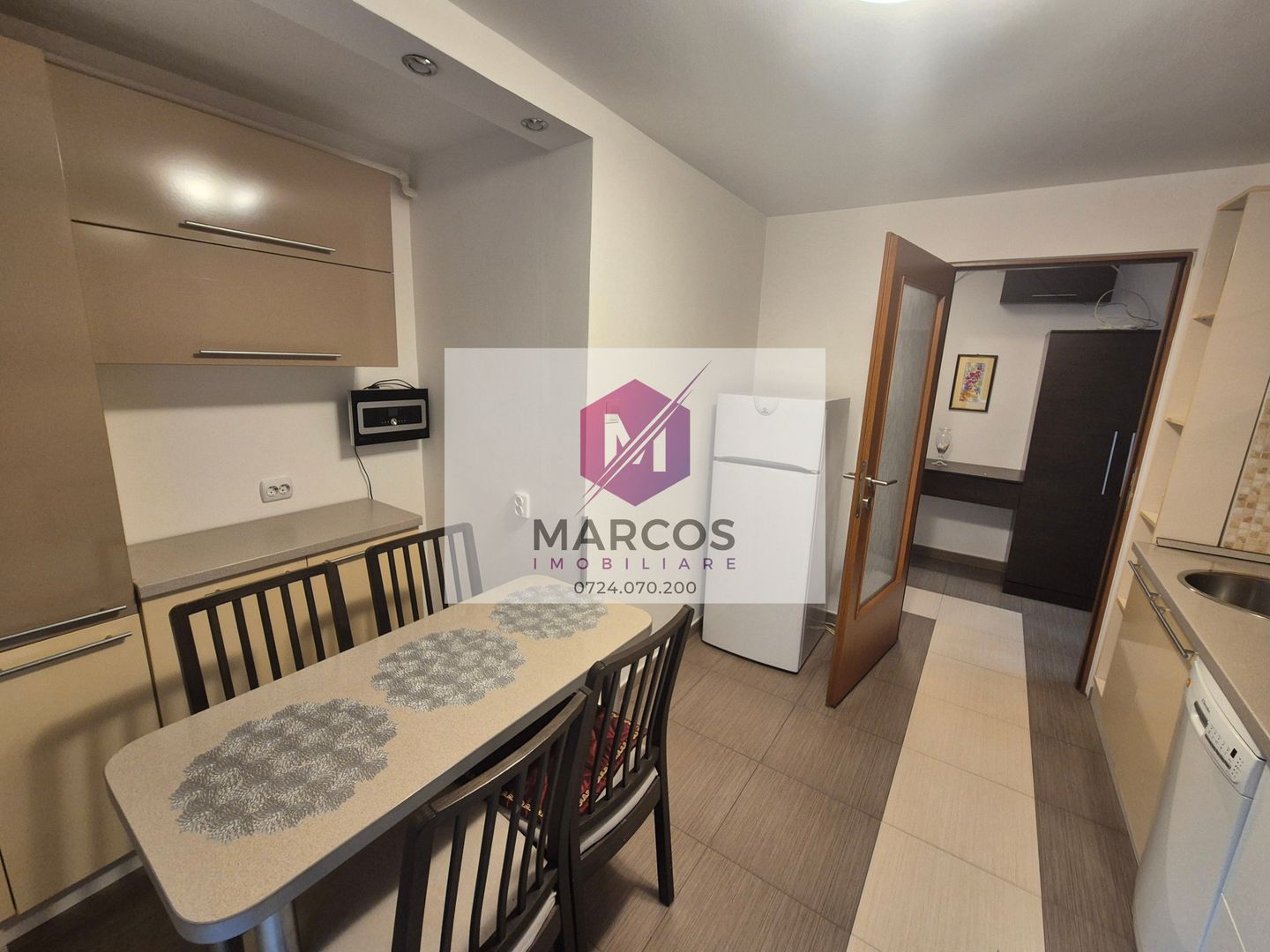 Închiriez apartament 2 camere Micro 4 - Poză 7