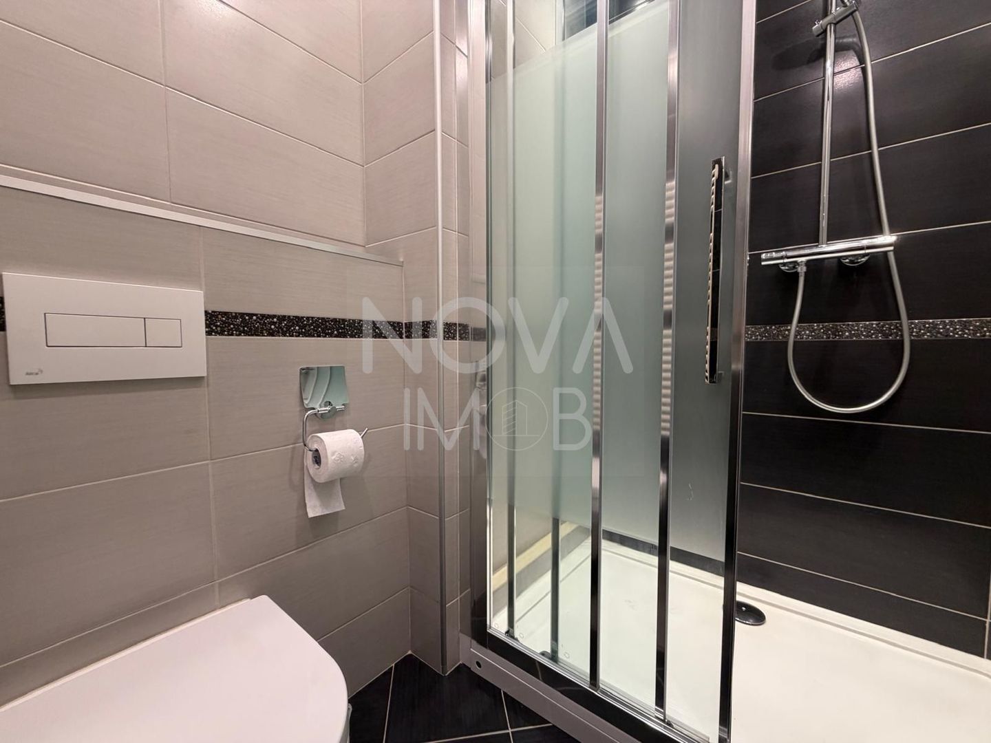 Apartament modern - 3 camere, prima inchiriere - Strand - Poză 14