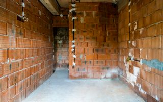 Apartament 3 cam., 2 bai, 2 balc., bloc nou, finisat la cheie, centrala termica - Poză 9