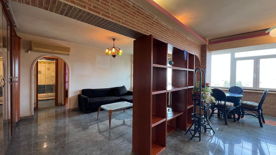 Apartament cu Panoramă Deosebită | Panduri - Cotroceni | Bloc Monolit 1990 - Poză 6