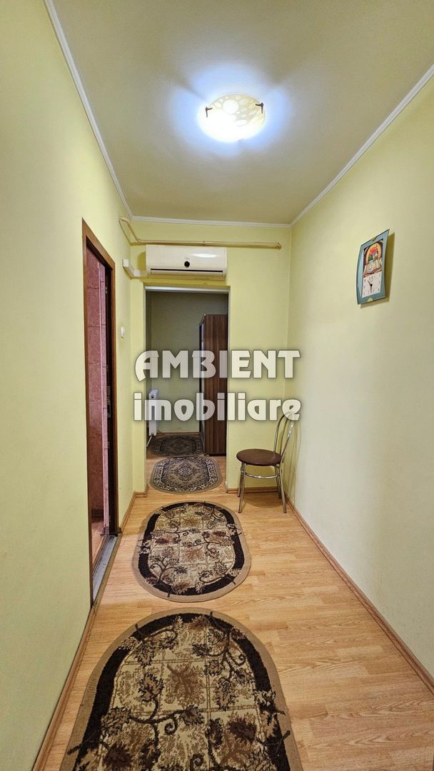 Apartament cu 3 camere, etaj 1, mobilat si utilat, zona CENTRU; - Poză 2