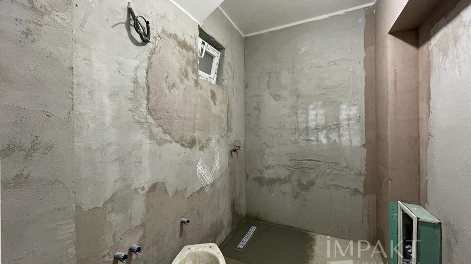 Spatiu comercial ultracentral cu vitrina si intrare direct din strada - Poză 11