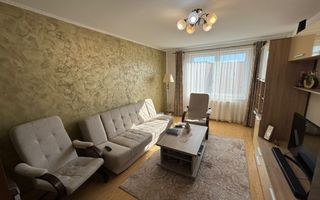 Apartament cu 3 camere, 70 mp, decomandat, Zona Diamant - Poză 1