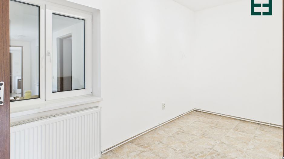 DE ÎNCHIRIAT - Casă 4 camere - Zona Strada Bogdăneștilor - Timișoara - Poză 3