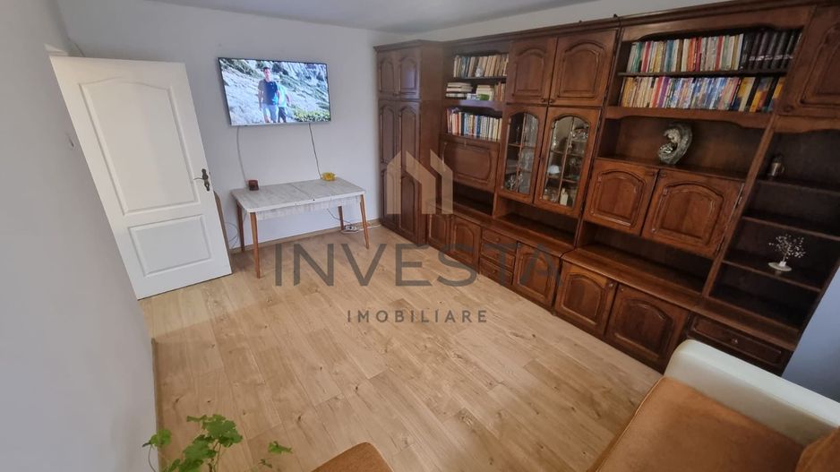 Apartament cu 3 camere / Zona strazii Aurel Vlaicu - Poză 1