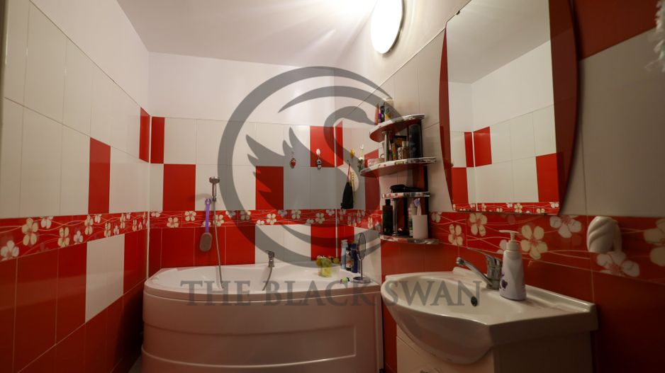 Casa 6 camere de vanzare | Salon Infrumusetare | Ploiesti, COMISION 0% - Poză 14