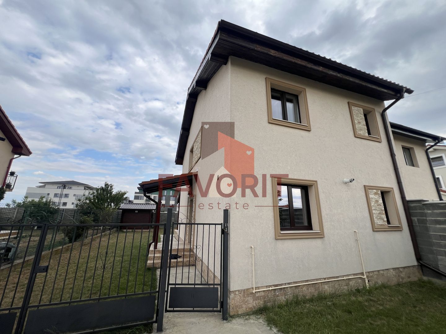 1/2 Duplex 4 camere | Mobilat | Giroc - Zona Neptun - Poză 1
