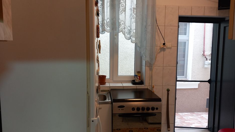 BRASADAS vinde casa curte comuna 3 cam 77mp HALA TRAIAN - Poză 9