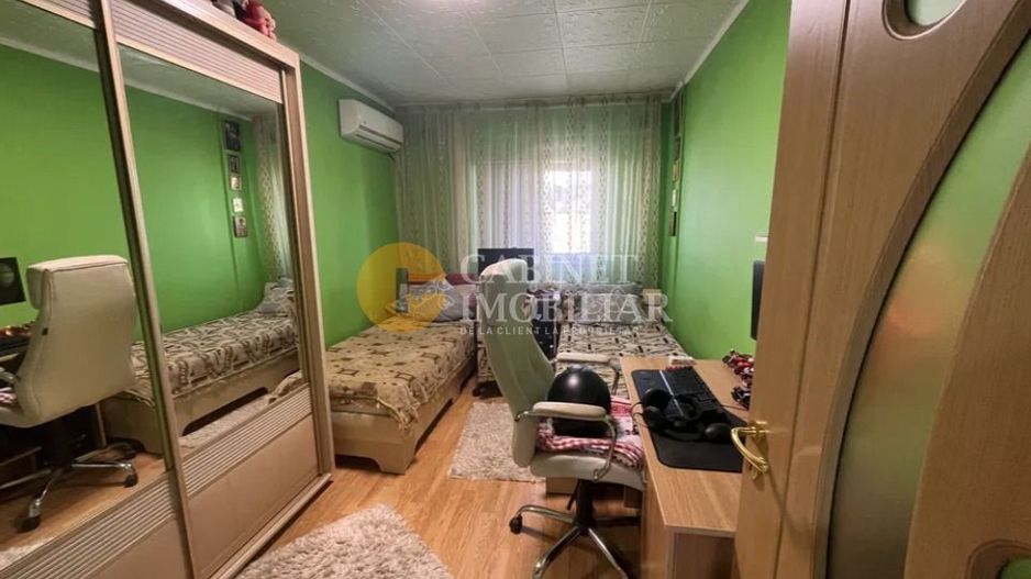 Apartament cu 2 camere decomandat, etaj intermediar - zona Garii - Poză 2