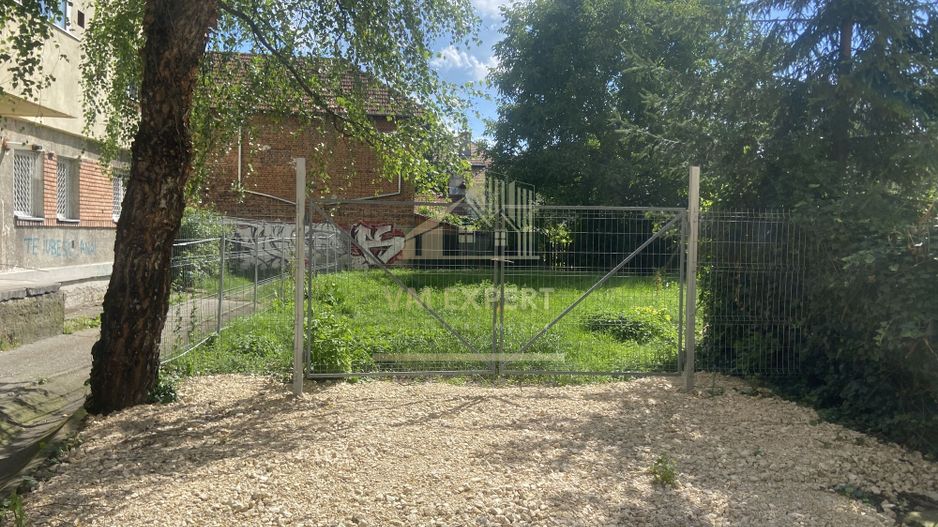 TEREN INTRAVILAN 231 MP, CENTRAL, CAMPULUNG - Poză 2