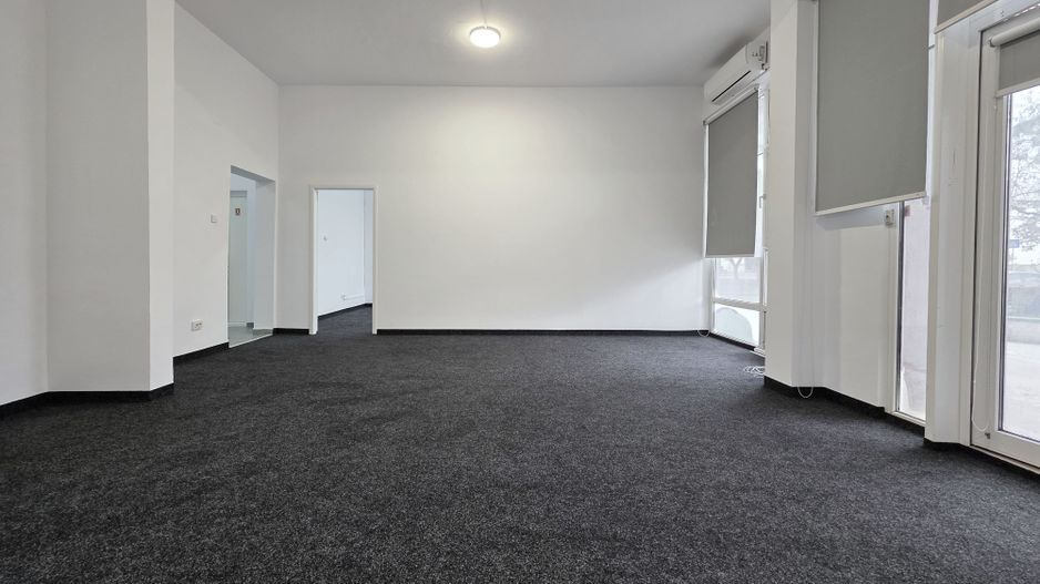 FALEZA NORD – 192 MP UTILI, IDEAL MAGAZIN, BIROURI, CABINETE MEDICALE - Poză 7