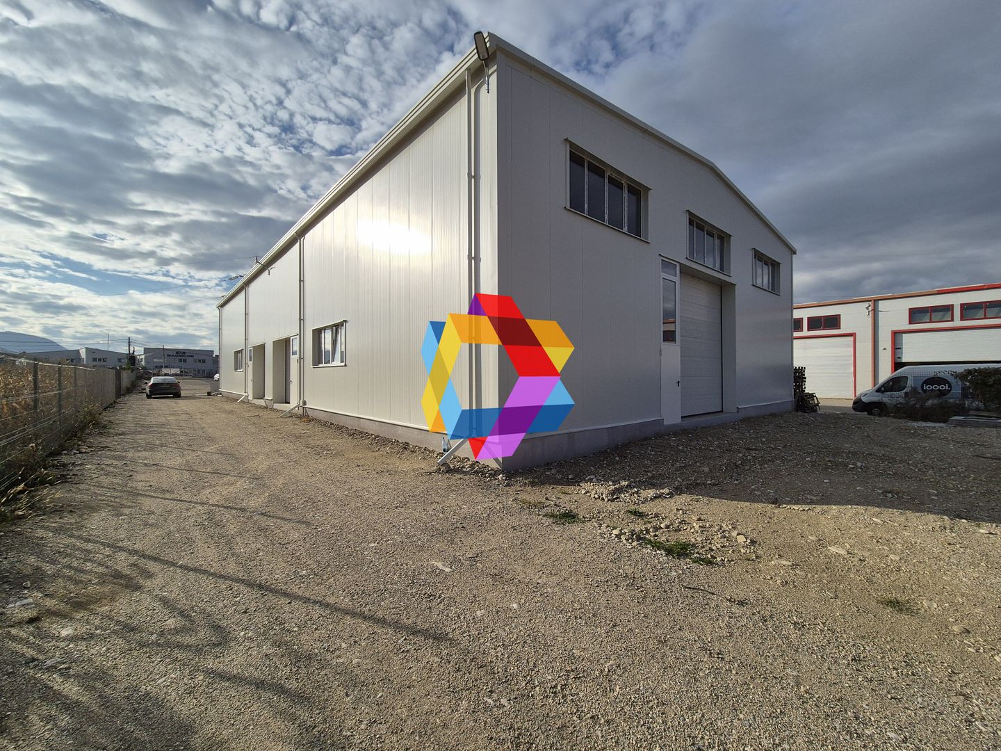 Hala de inchiriat Brașov - 597 mp plus-imo.ro - Poză 1