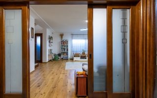 Casă/Vilă modernă de vânzare la intrare în Bogdan Vodă, județul Bacău. - Poză 27