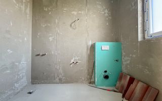 Duplex cu 5 camere despartit prin camera tehnica | Mosnita Noua - Poză 14