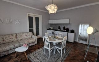 Apartament cu 2 camere în inima Sibiului – Lângă Podul Minciunilor - Poză 2