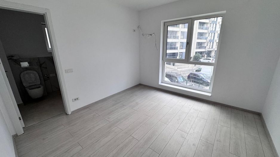 AP. 3 CAMERE, BLOC NOU, BUCATARIE INCHISA, CENTRALA PROPRIE,  PARCARE, - Poză 1
