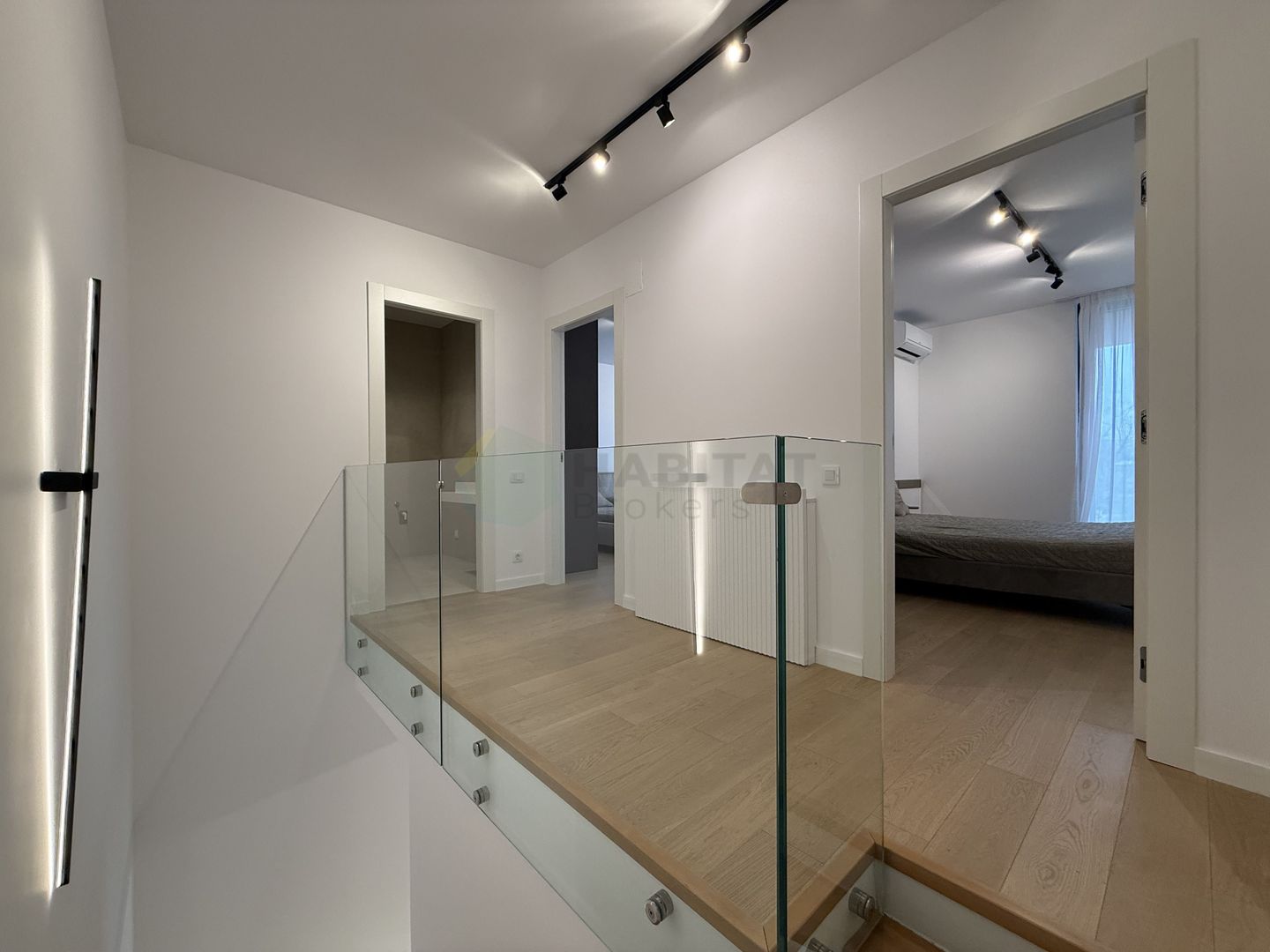 Vila urbana 3 camere | Tunari-Parc - Poză 9