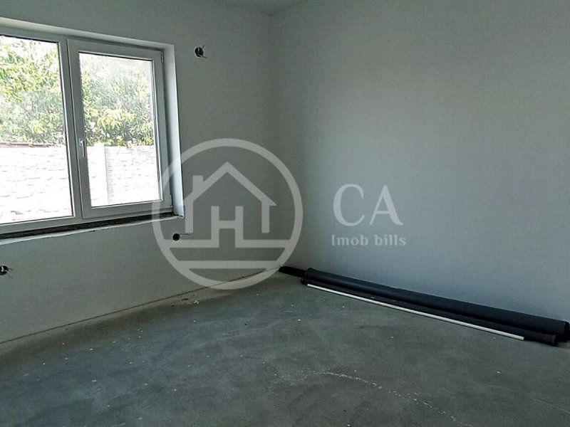 Casa de vanzare cu 4 camere in zona Santandrei, Oradea - Poză 9