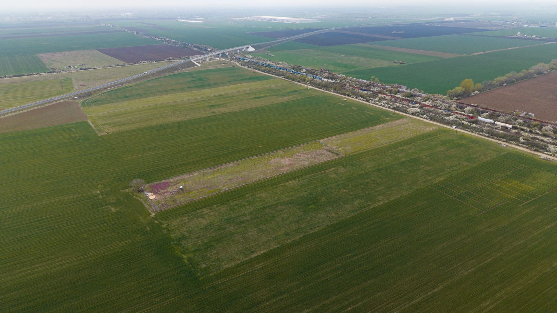 Teren dezvoltare bloc P+2E+M Giroc PUZ aprobat - Poză 8