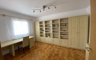 Apartament 4 camere | Etaj 1 | Decomandat | Zona Strand - Poză 3