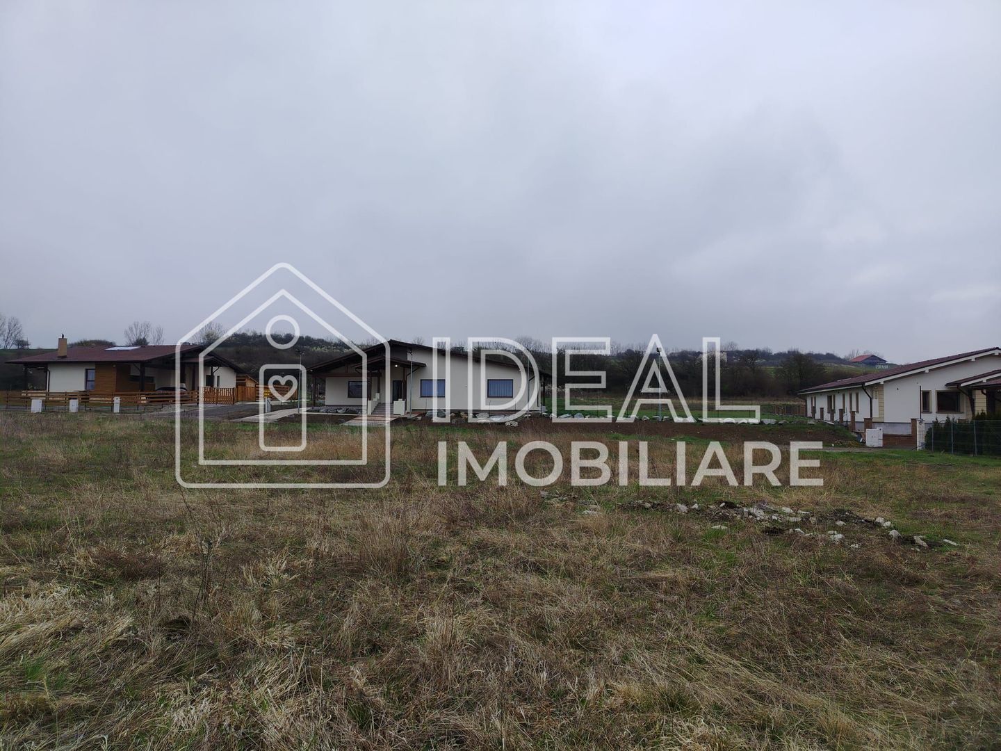 Parcele de teren intravlian 630mp fiecare. în zona Zorabia (Dealul Dăii) - Poză 4